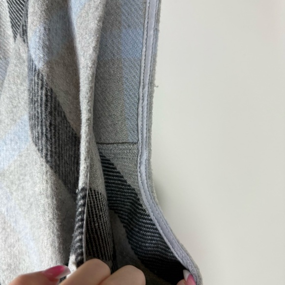 Favlux Long Wool Blend Gray Blue Plaid Cardigan Sweater Vest Size Large - Picture 5 of 14